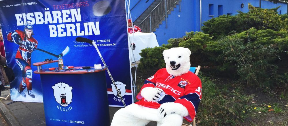 Bully und das Eisbären-Promoteam unterwegs